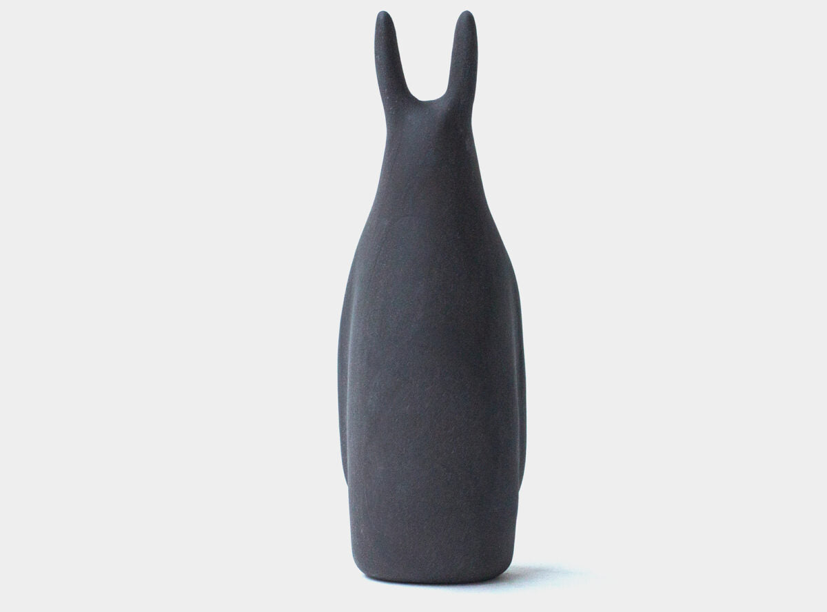 Echo figurine